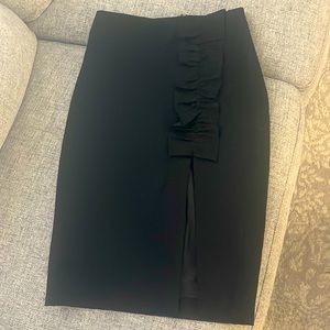 Express black skirt with slid double 00 never worned